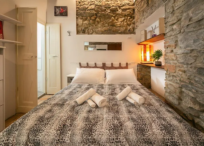 Apartament Angolo Medioevale - Centro Como